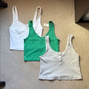 3 crop top tank tops (Aerie, SHEIN, Old Navy)